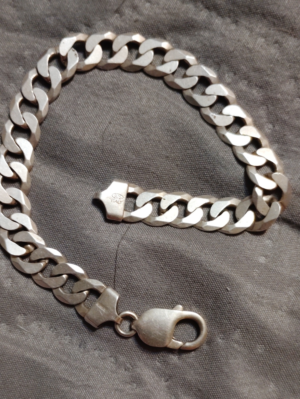 Sterling Silver Cuban Link Bracelet - Silver